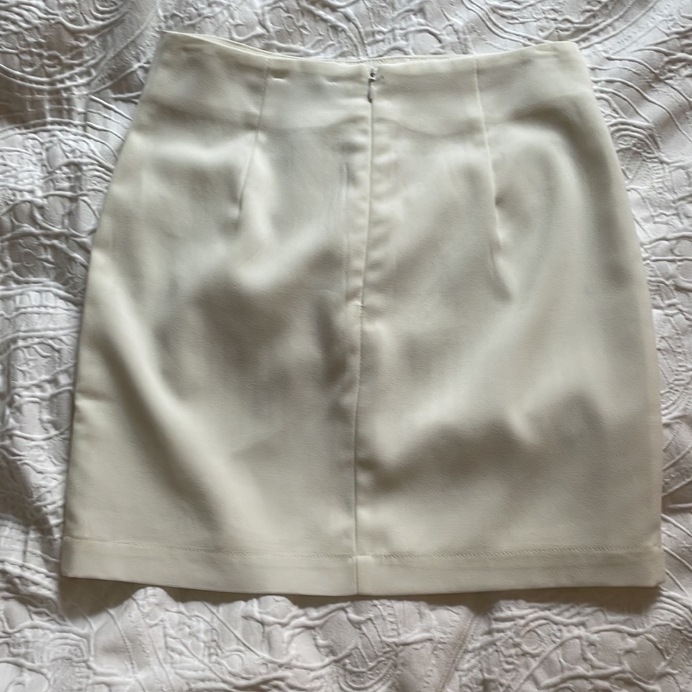 Embellished Ivory Mini Skirt with Metallic Stud Detail - Picture 3 of 5